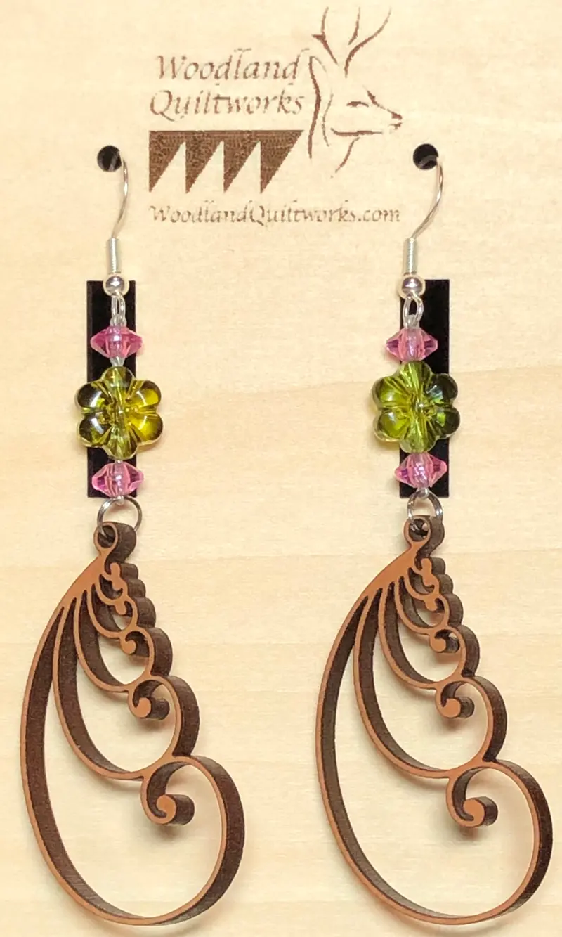Feather-Style Dangle Earrings – Style 20-10017 1