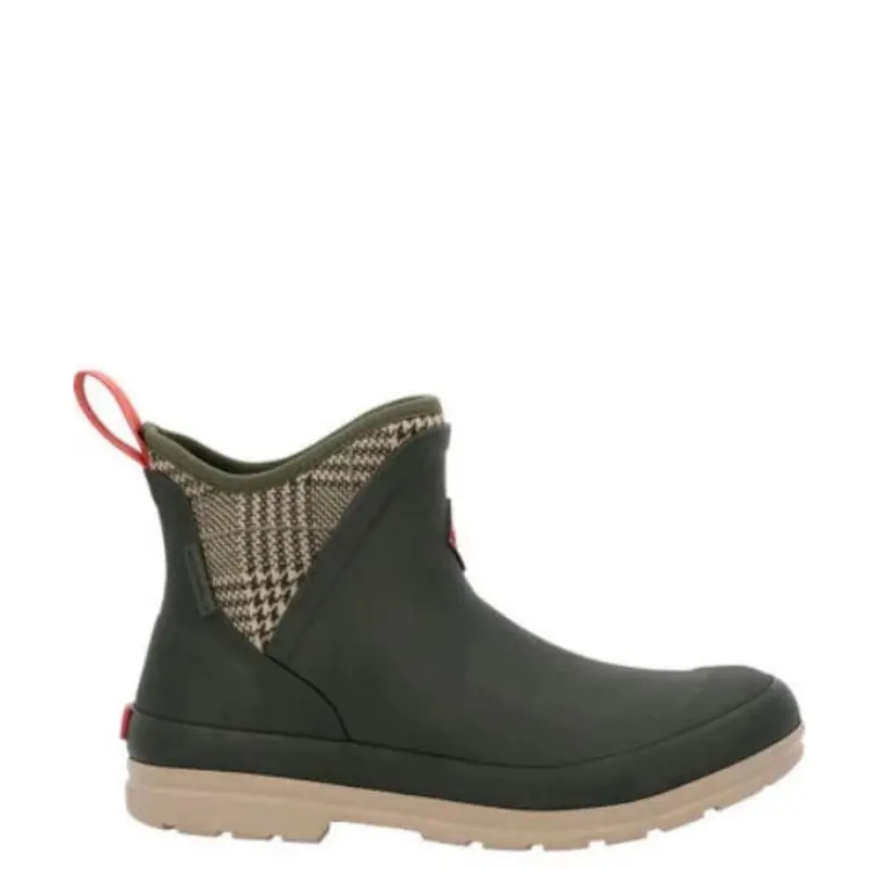 Muck Boot Originals 6-Inch Waterproof Ankle Boots For Women 1